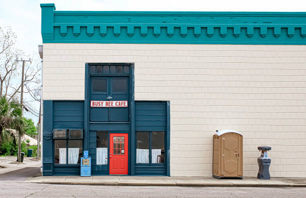 Best Porta potty rental near me  in Belpre, OH